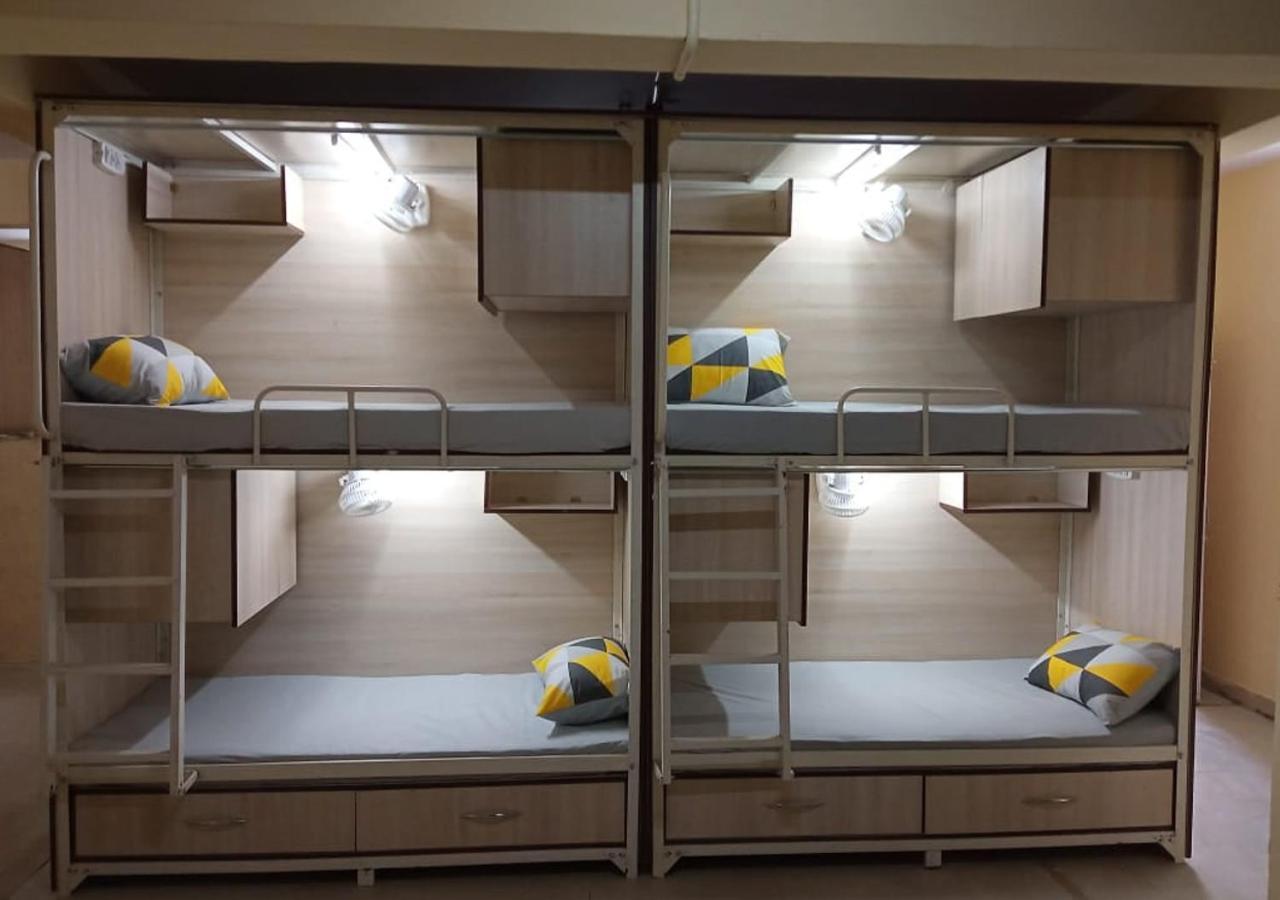 Abuzz Oxfordcaps Simla Hostel ภายนอก รูปภาพ
